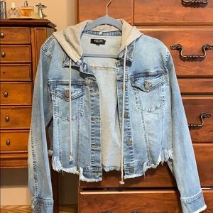 NWT raw hem jean jacket